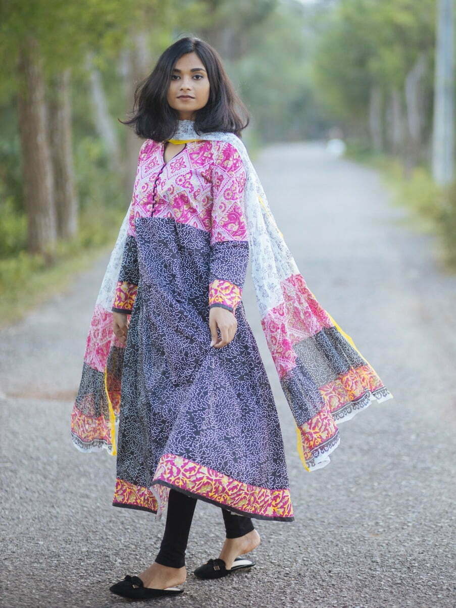 3 Summer Collection 0022 - Image 1